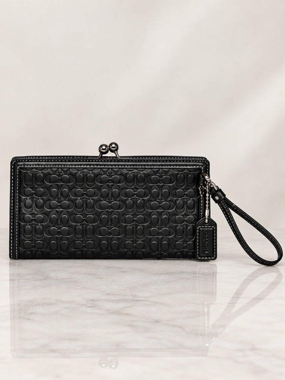 Coach Embossed Signature C Leather Kisslock Wristlet Wallet Black RARE VTG Y2K